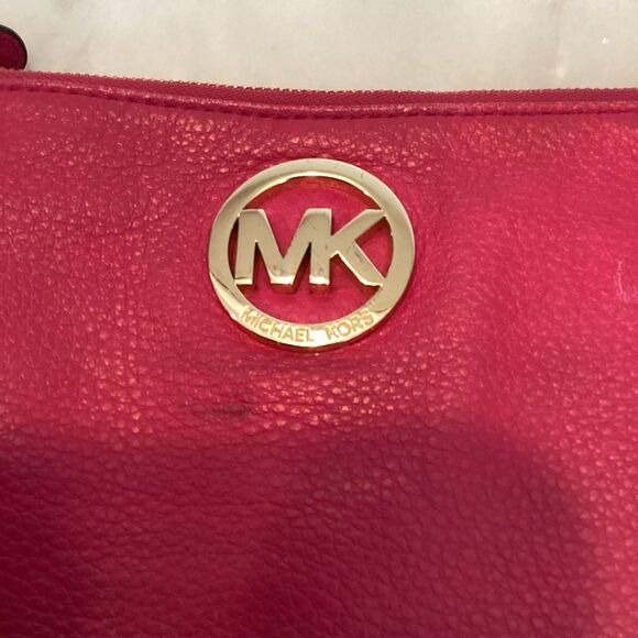 Michael Kors Pebbled Leather Clutch with Metallic Logo Wristlet - Picture 11 of 14